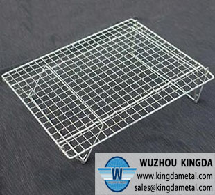 Crimped wire barbecue grill 