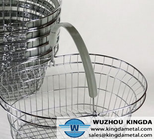 Little wire shopping basket