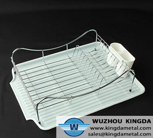 Metal kitchen dish drainer