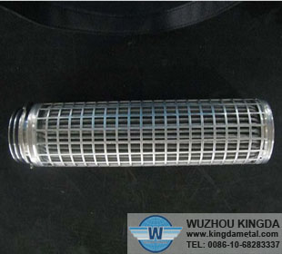 Sintered metal pleated filter element