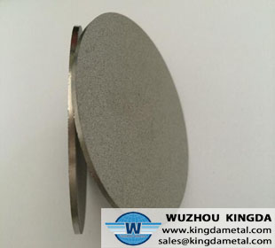 Sintered powder filter disc