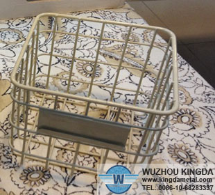 Small metal basket