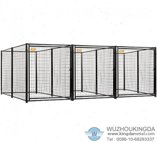 Welded mesh wire dog kennel