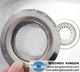 Wire mesh sink strainer