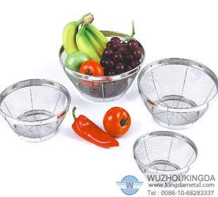 Mesh fruit basket