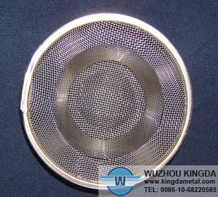 Mesh strainer