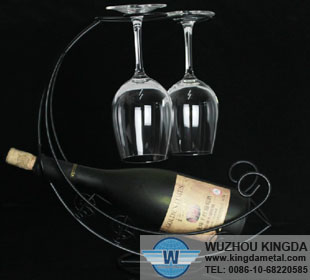 Metal wine holders