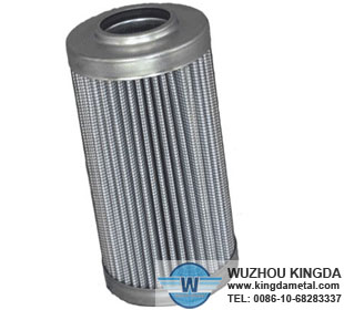 Metallic mesh filter element