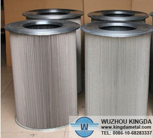 Metallic mesh filter elements