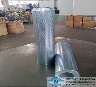 Wire mesh oil filter