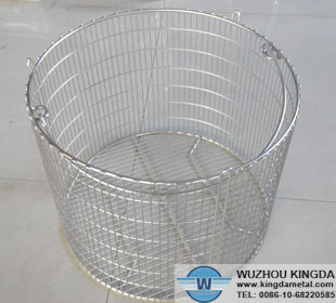 Round metal mesh egg basket