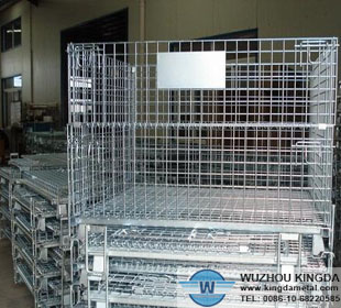 Stacking storage bins