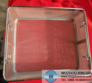 Stainless steel basket with handle