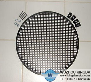 Steel mesh speaker