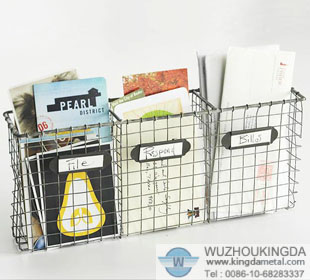 Wall mounted magazine rack