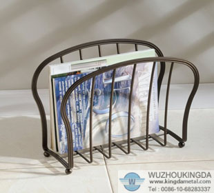 Wire magazine rack