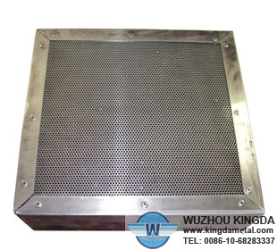 Wire mesh grease filter