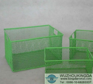 Wire mesh storage box